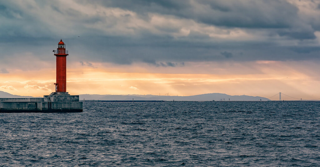 red_ocean_out_there_sussing_out_the_competition-image