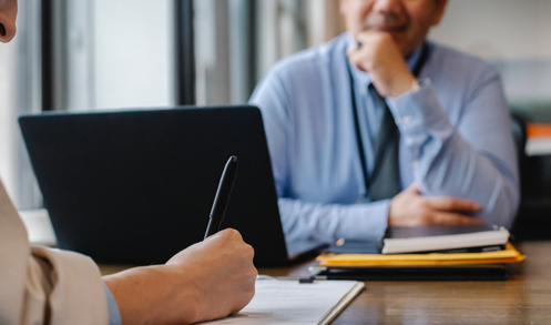 meeting-businessman-writing-image